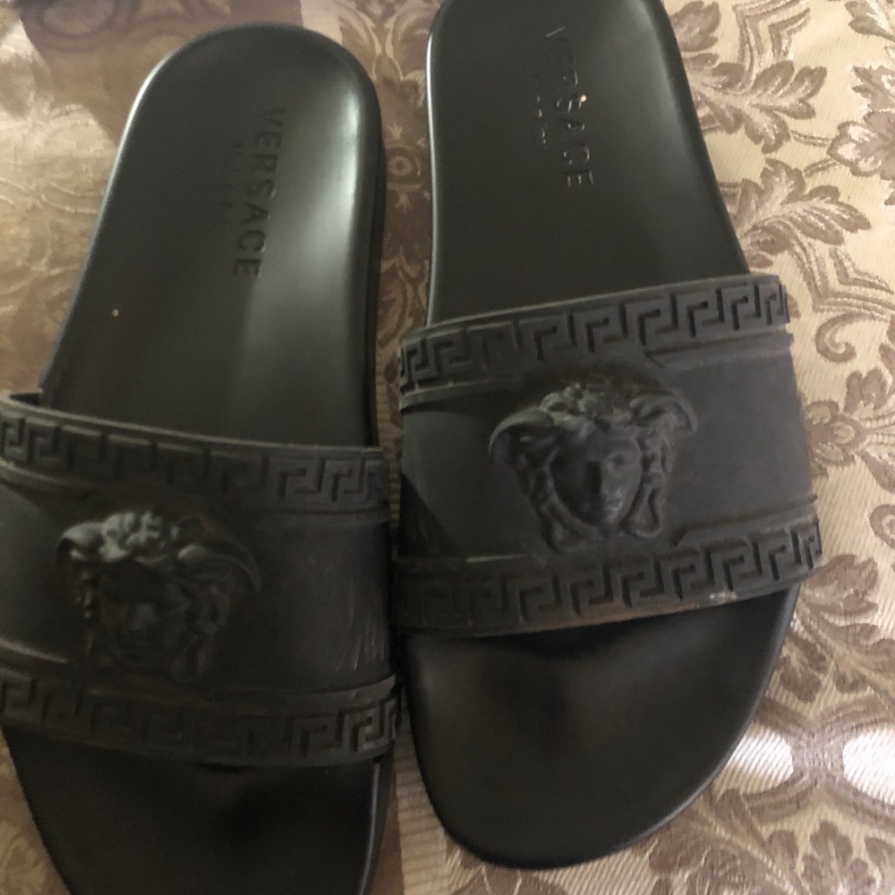 Versace slide